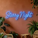 Néon LED Starry Night allumé, mis en situation dans un intérieur