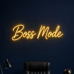 Neon LED Boss Mode acceso, ambientato in un interno