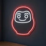Néon LED Daruma allumé, mis en situation dans un intérieur