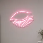 Néon LED Lashes aceso num ambiente interior
